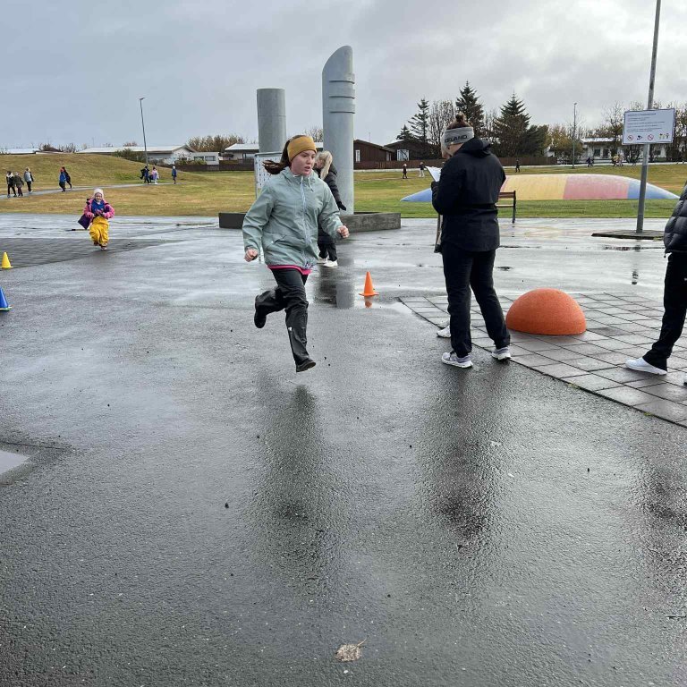 cff55556-6e3e-44ce-aa7e-b7d33fab1bbc