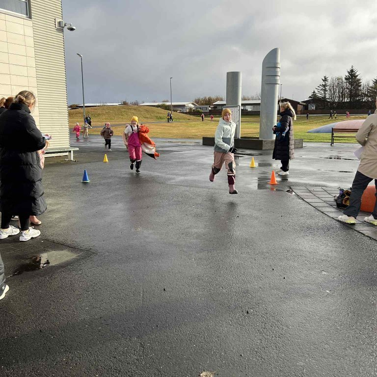 f1f16e80-0225-4240-a293-d99c744529ed