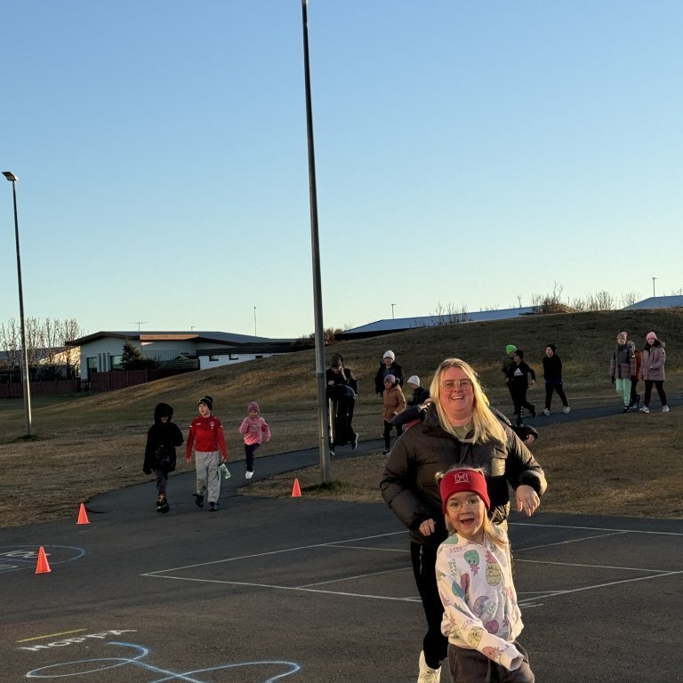 20241004_083913124_ios