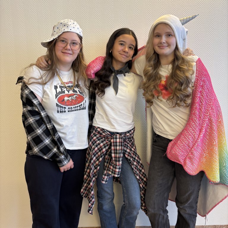 20250305_093956241_ios