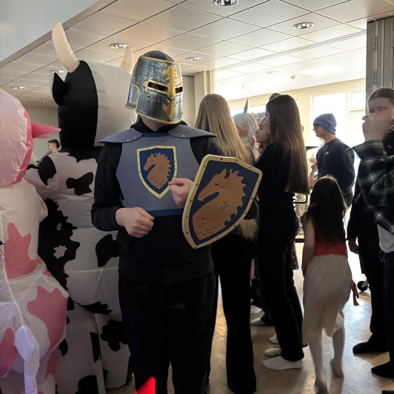 20250305_102237105_ios