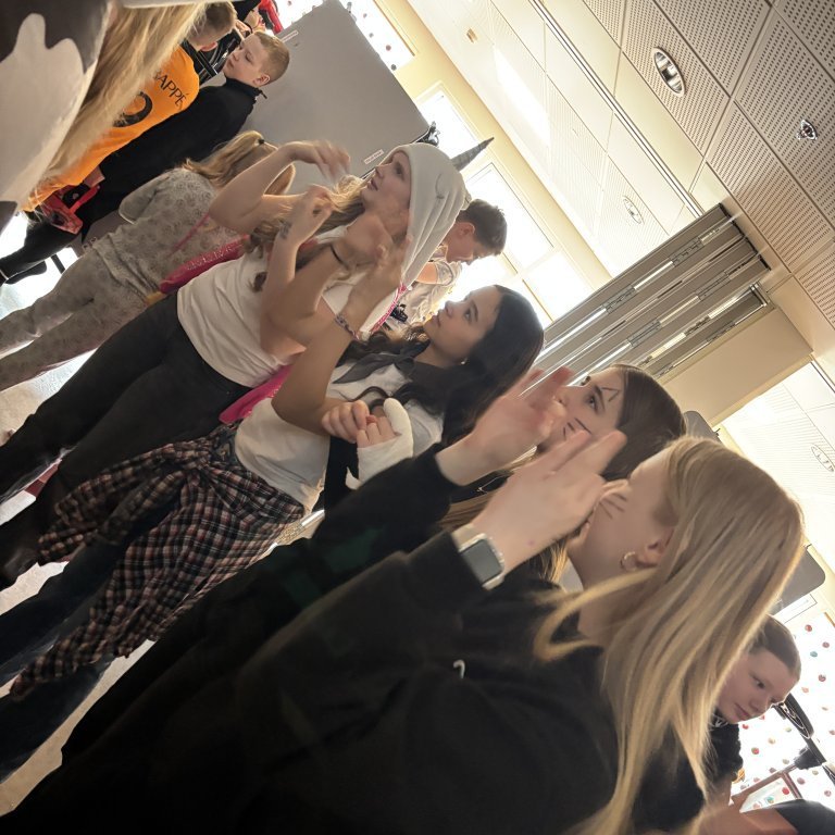 20250305_102253935_ios