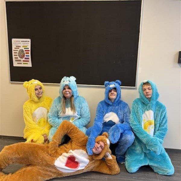 0d69a2cb-0837-498d-a086-03af1526b08b