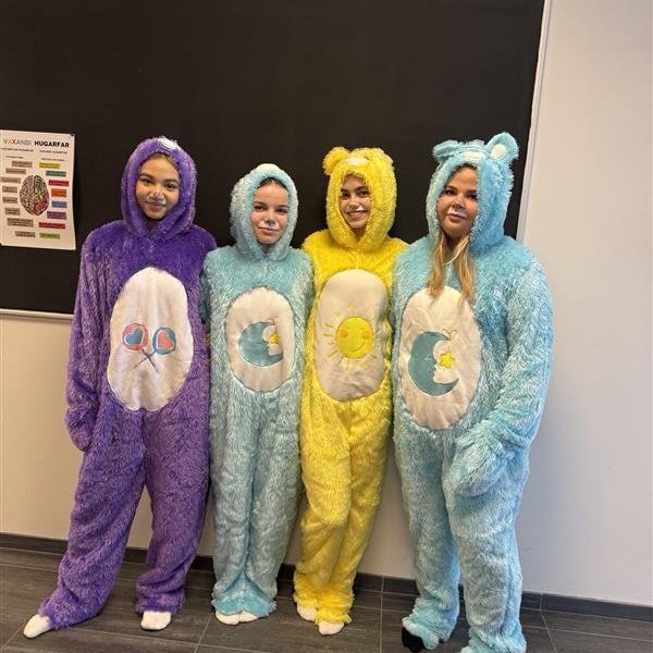 a05fdf83-e10b-4f77-aadc-82b80516591a