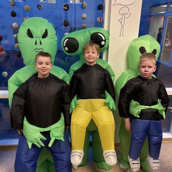 cb49a20f-cfdc-4d80-a9e0-f4a864fc16aa