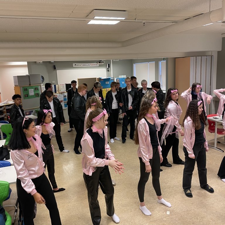 20230222_102430792_ios