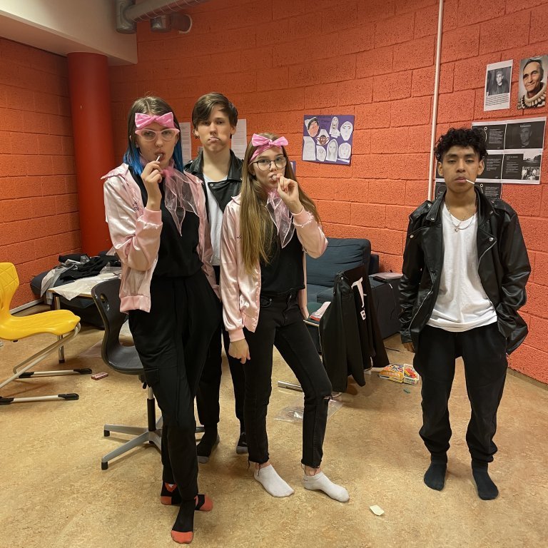 20230222_104426562_ios