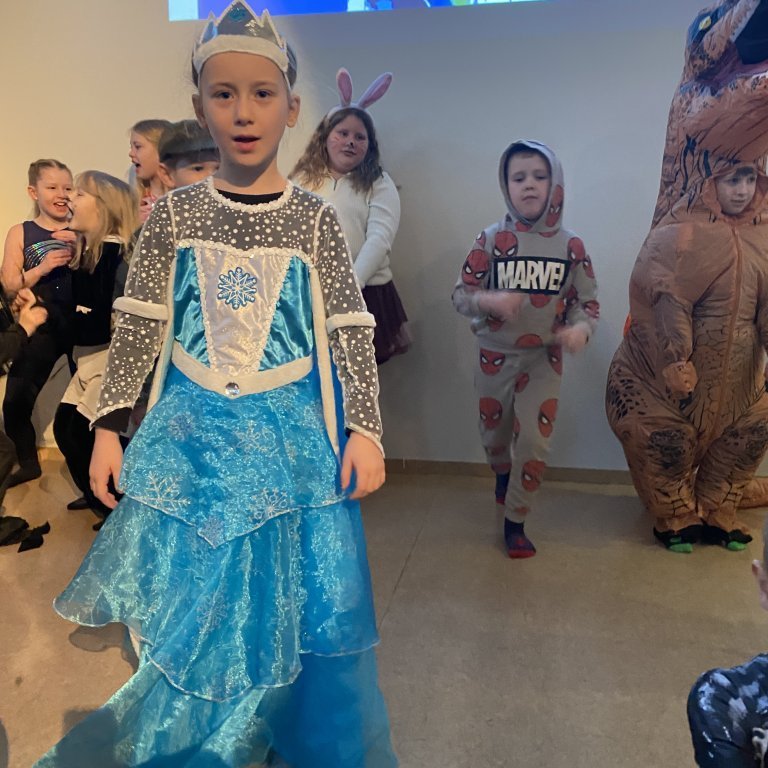 20240214_103531744_ios