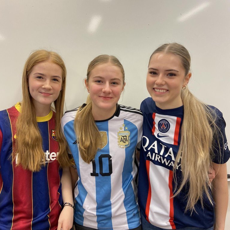 427168850_861295935749500_2352947397985346914_n