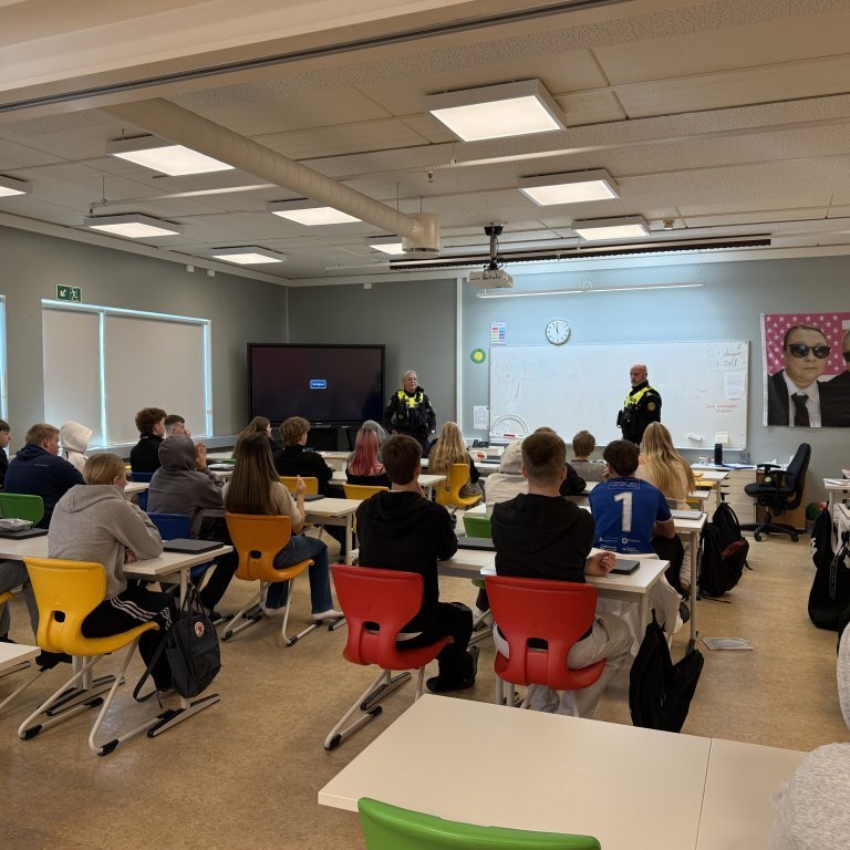 20251021_115613277_ios