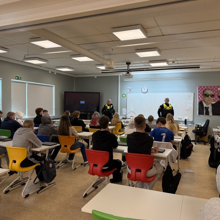 20251021_115614498_ios