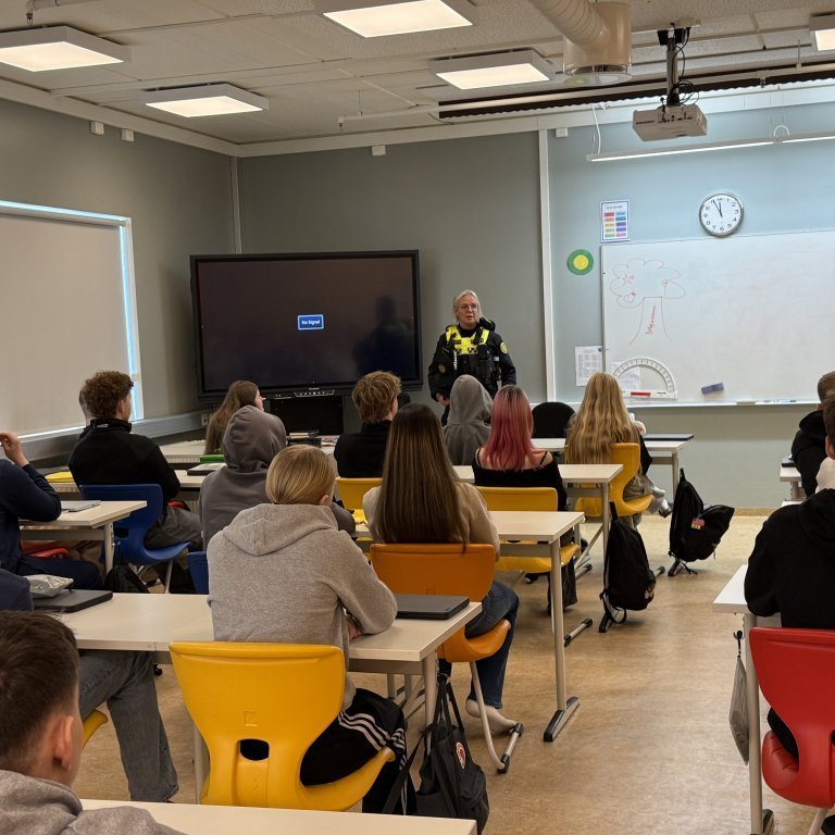 20251021_115625820_ios