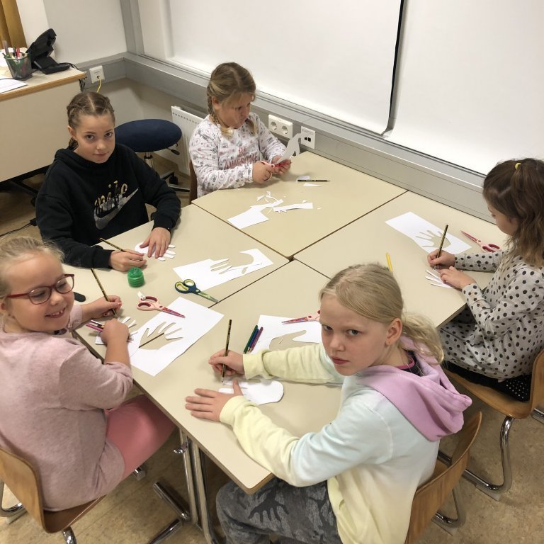 f9b923b17a067b0889d1868cc4ca67ce