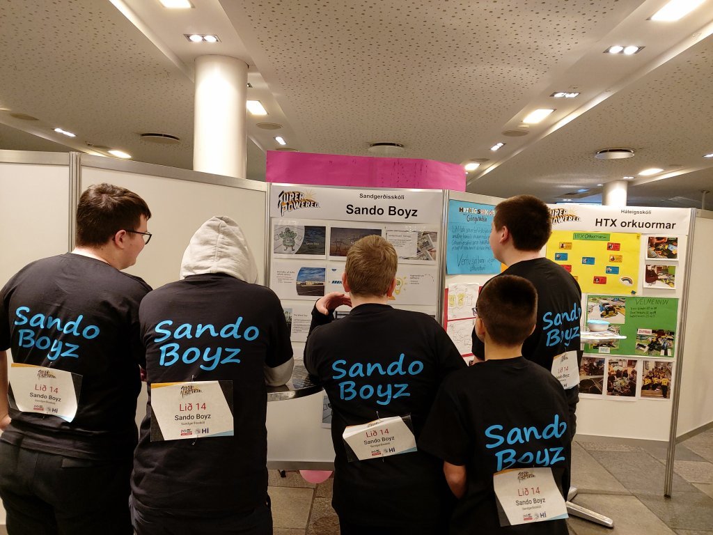 Sando Boyz á First Lego League  