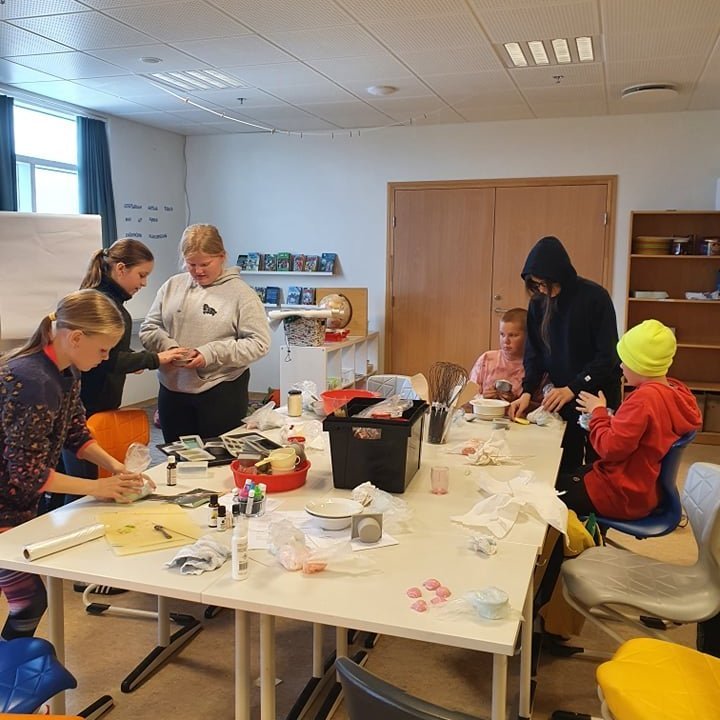 119471095_3407918279434203_5178168787244400485_n