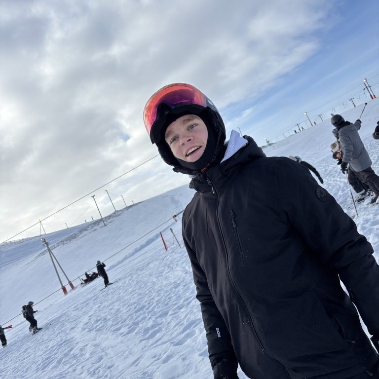 20250225_114637145_ios