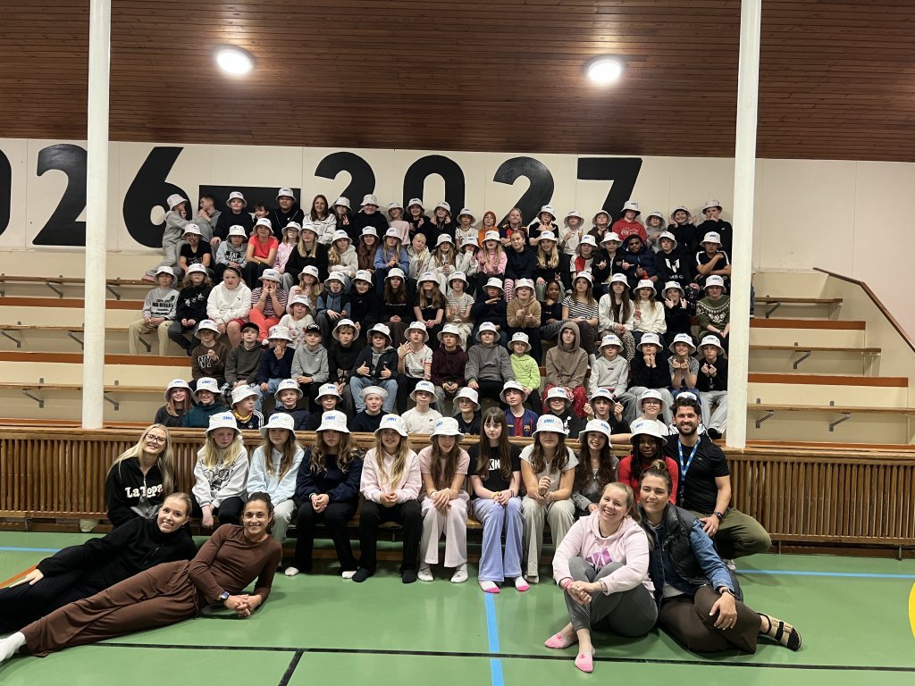 7. bekkur í skólaferð að Reykjum í Hrútafirði