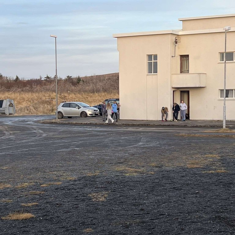 462562775_917924956425411_3990448884019604494_n-1