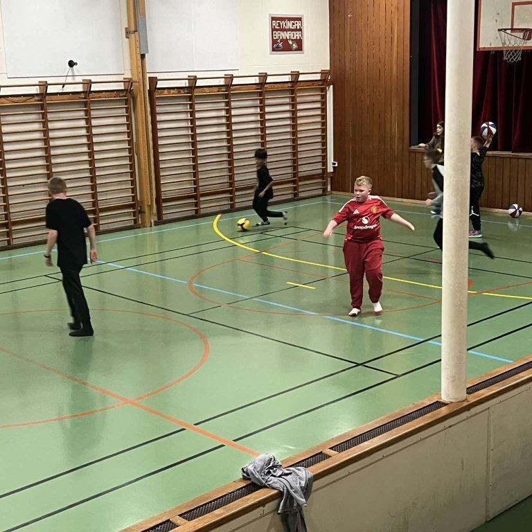 462562788_2070790373324281_8773602479799558170_n-1