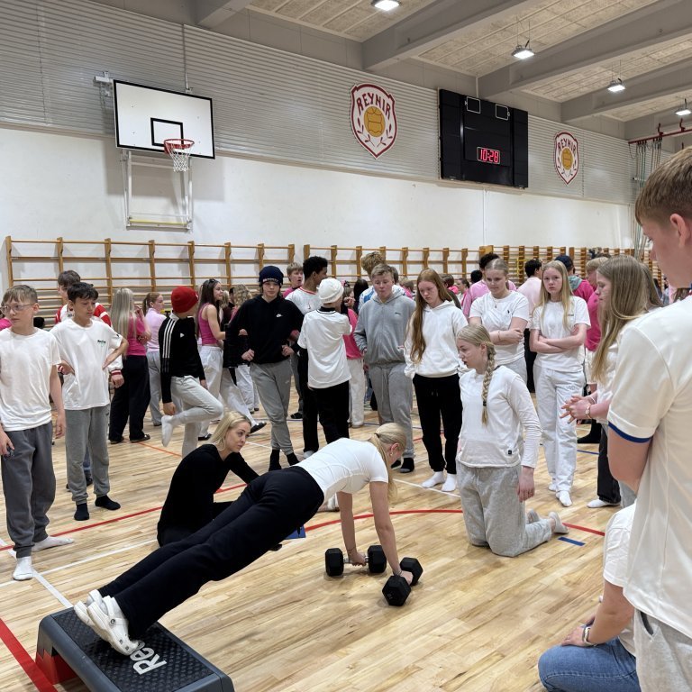 20250530_102829755_ios