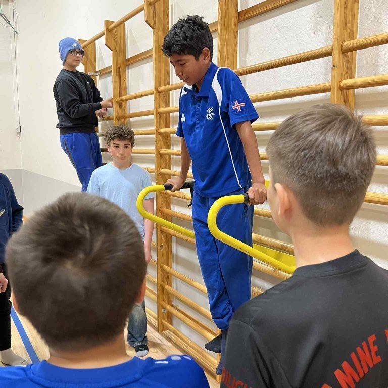 4687114b-ac02-40cd-b3f6-257482840742