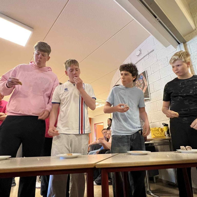 8dbb3c9c-5aff-425b-8e03-42d9759c0938