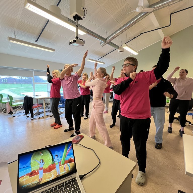 20240531_094144304_ios