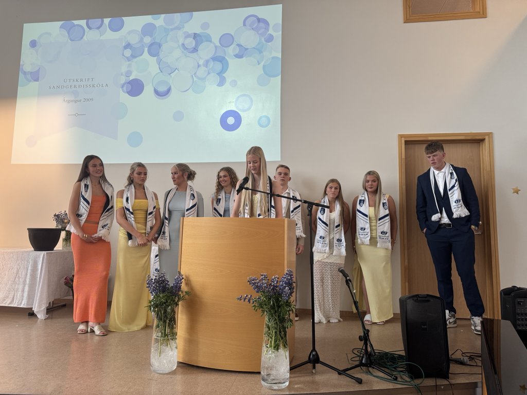 Skólaslit og útskrift 10. bekkjar 2024-2025