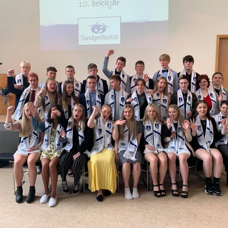 102381597_264838324834312_5527804973615677440_n