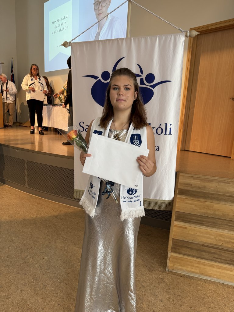 Skólaslit og útskrift 10. bekkjar
