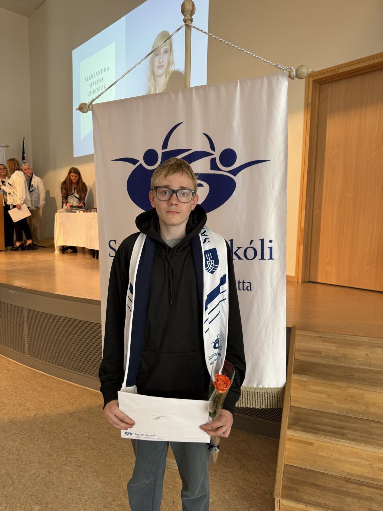 Skólaslit og útskrift 10. bekkjar