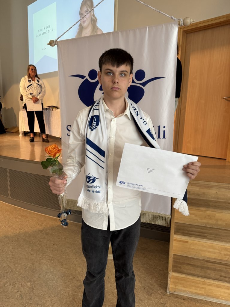 Skólaslit og útskrift 10. bekkjar