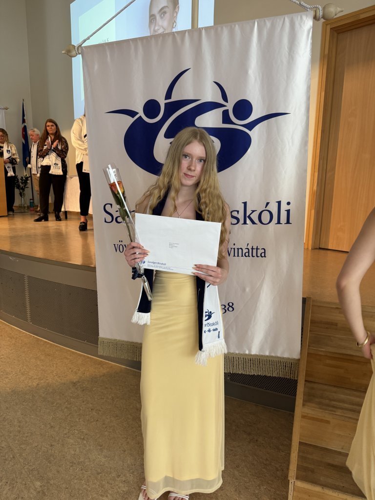 Skólaslit og útskrift 10. bekkjar