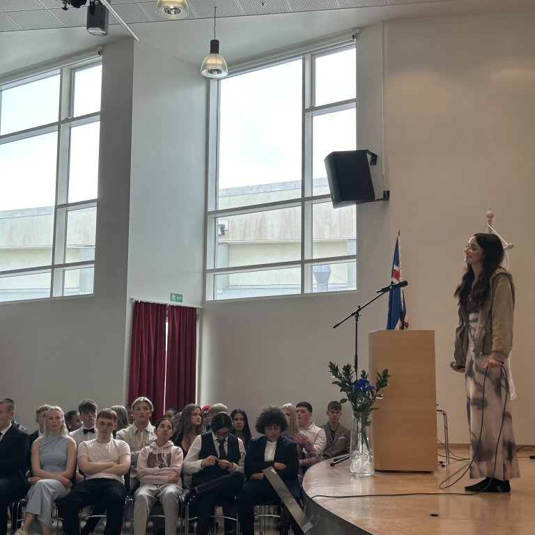 Skólaslit og útskrift 10. bekkjar