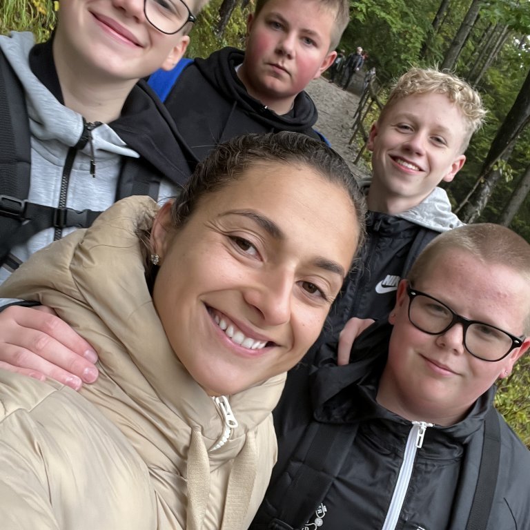 20220930_085956084_ios