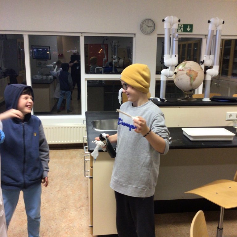 d70648a8-84f9-4766-9ae2-753e61b03e49