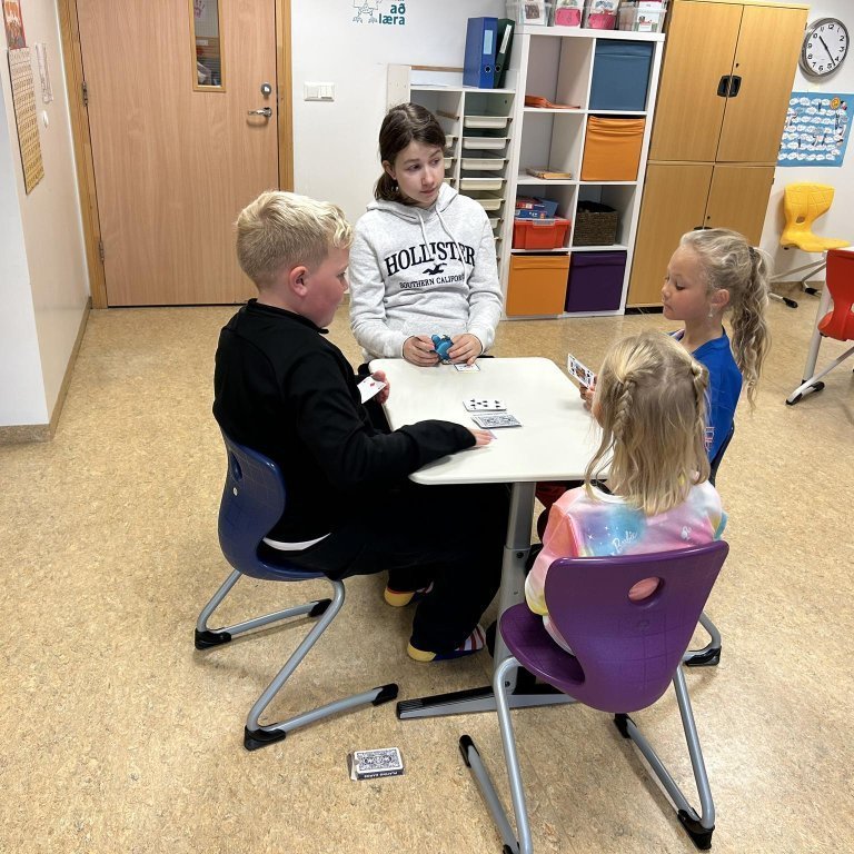 377116892_1699254217240516_845983608173818458_n