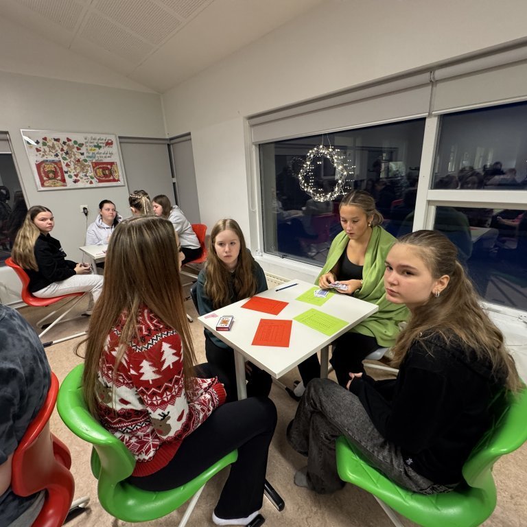 20241219_101955696_ios