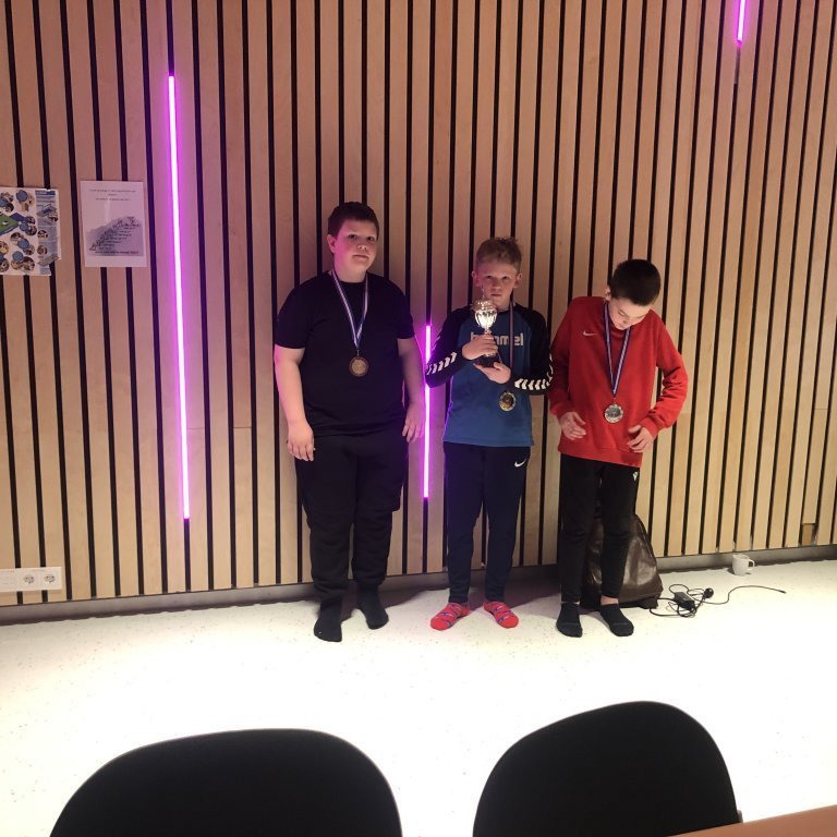 20230419_153649826_ios