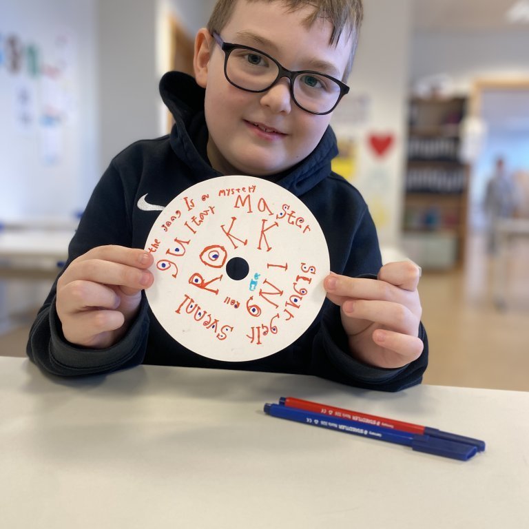 20250402_102820057_ios