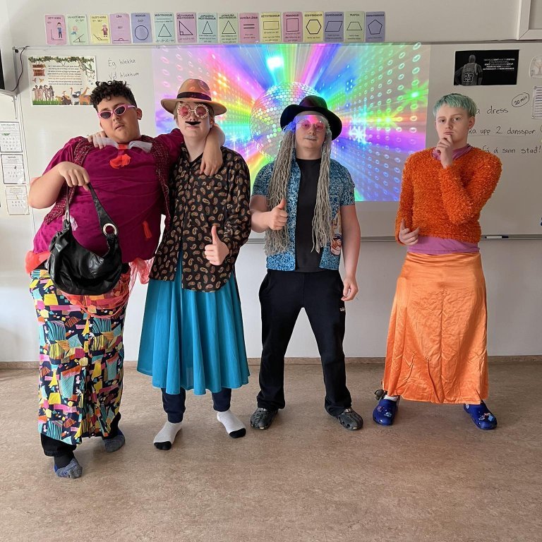 488592218_1043556777660848_4872042290451035330_n