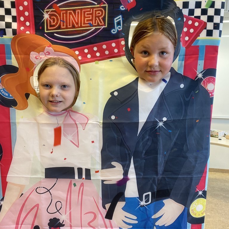 20250403_111115485_ios