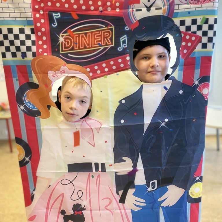 20250403_123010449_ios