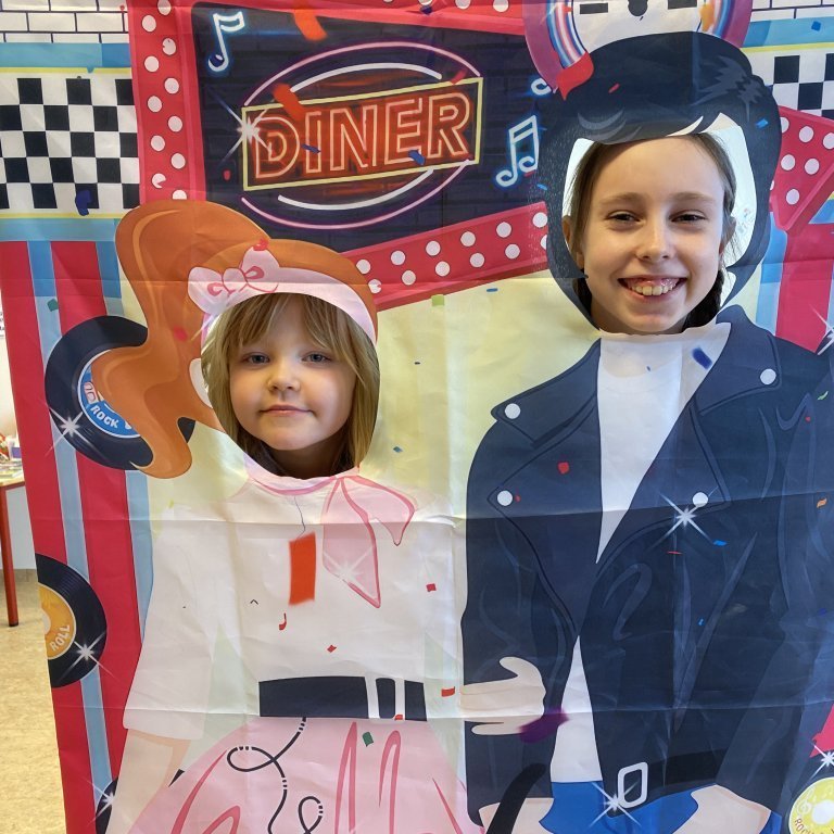 20250403_125443895_ios