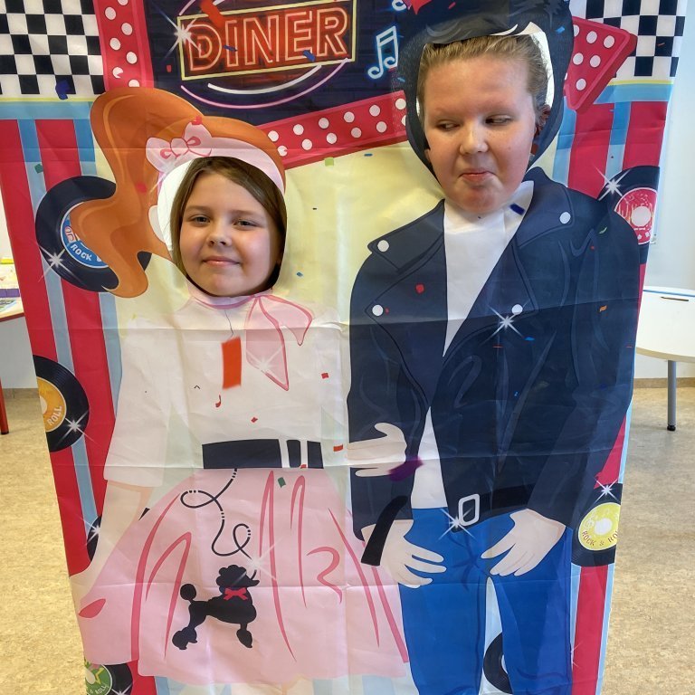 20250403_125757449_ios