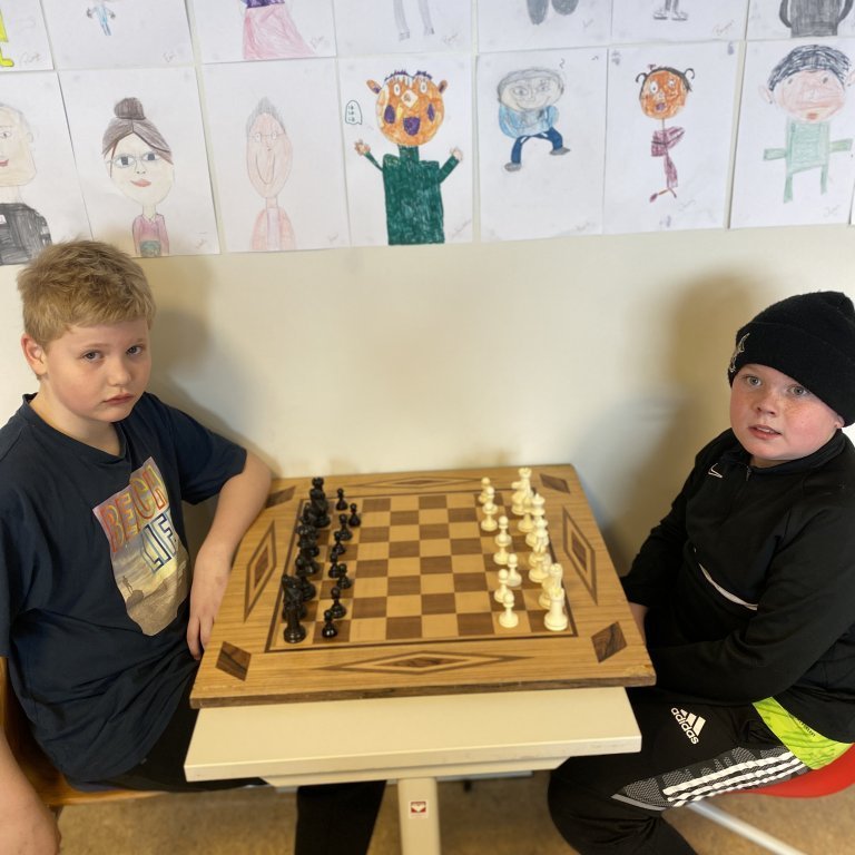 20230322_101335493_ios