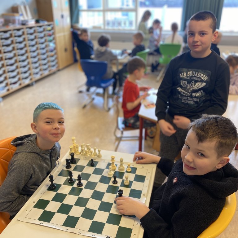 20230322_101343558_ios