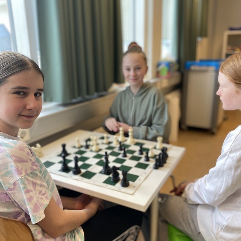 20230322_101423353_ios