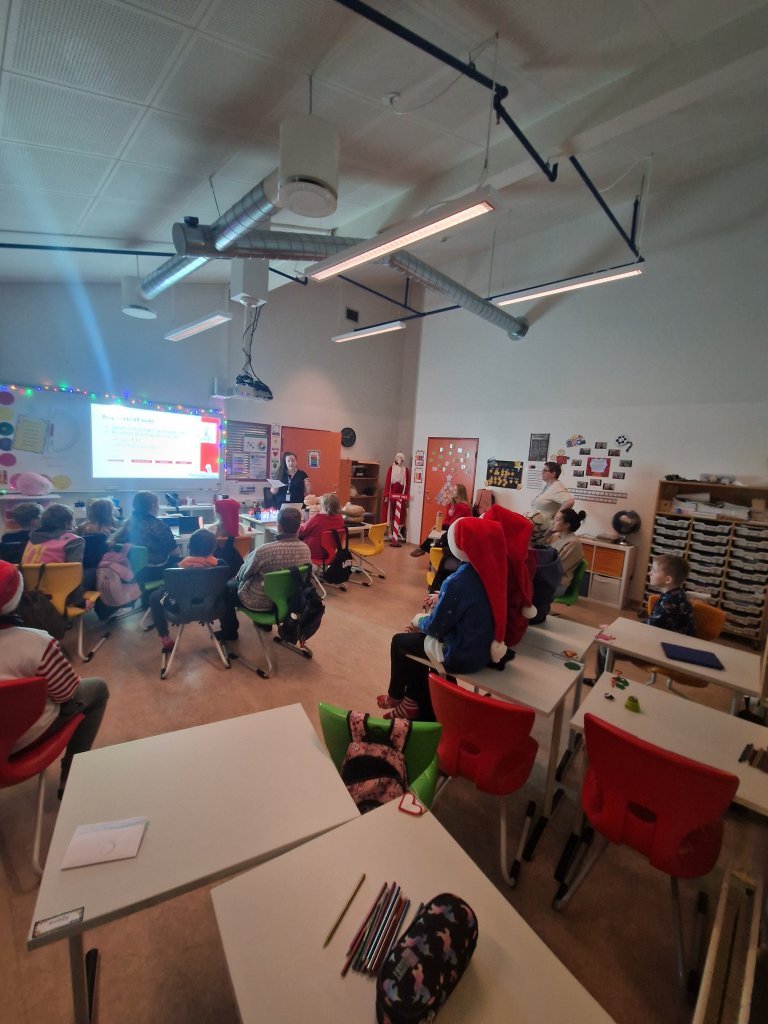 Þjálfun í endurlífgun hjá 6., 8. og 10. bekk