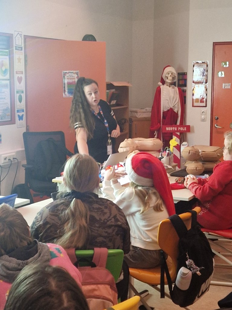 Þjálfun í endurlífgun hjá 6., 8. og 10. bekk